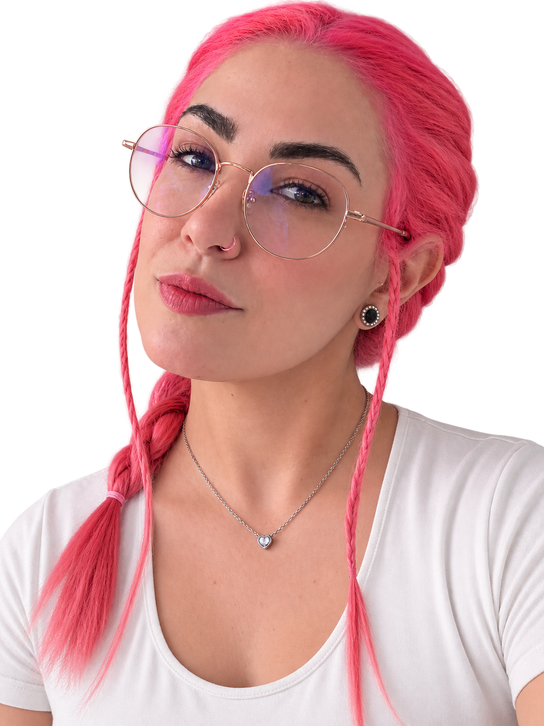 Bia Busnello with pink braided hair and round glasses